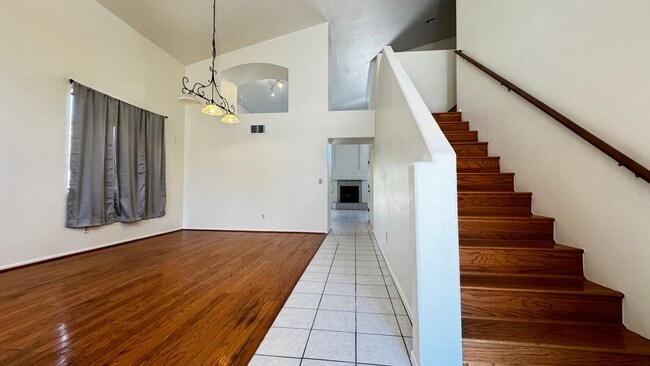 Photo - Eastside (Broadway and Houghton) 4 bedroom...