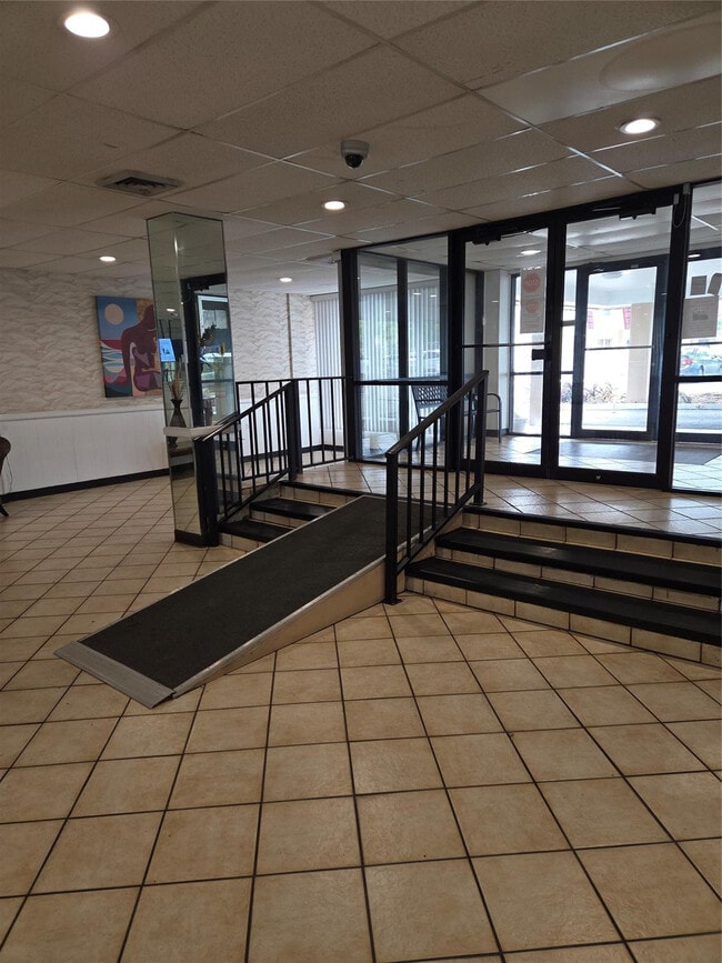 Photo - 4158 Inverrary Dr Unidad 104