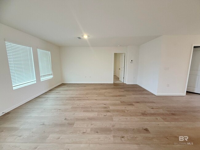 Photo - 16118 Eden St