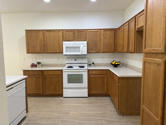 Photo - 4 bedrooms in Power Ranch