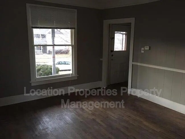 Photo - 942 Mississippi St