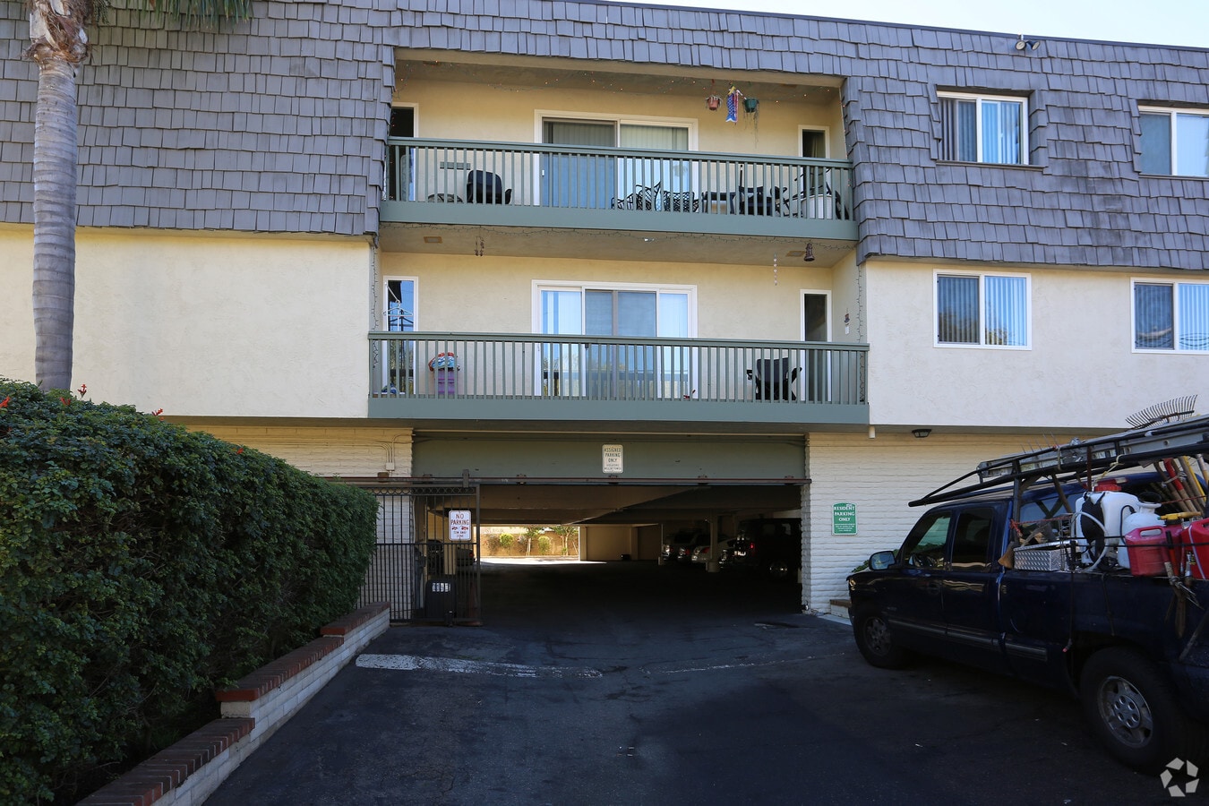 Grandview Apartments - Grandview Apartments