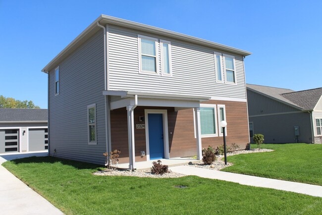 Photo - 2324 Lovie Ln Unit 2324 Lovie Lane