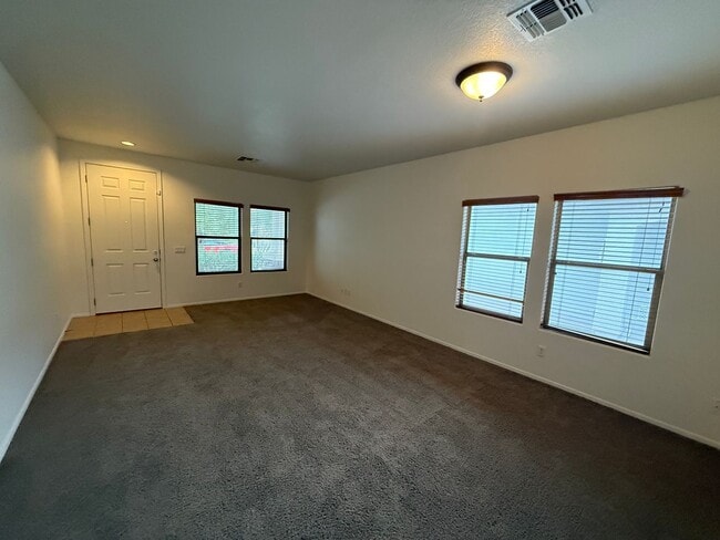 Photo - BEAUTIFUL 4 BEDROOM HOME IN JOHNSON RANCH