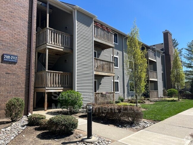 Building Photo - 2109 Ravens Crest Dr Rental