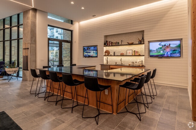 Clubhouse - Heritage Plaza