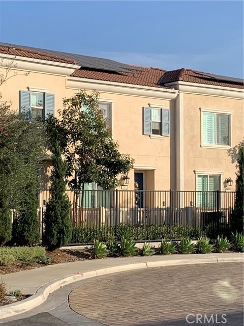 Photo - 985 W Clover Ave.