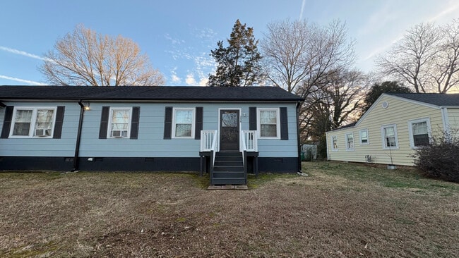 Photo - 203 W Washington Ave Unit B