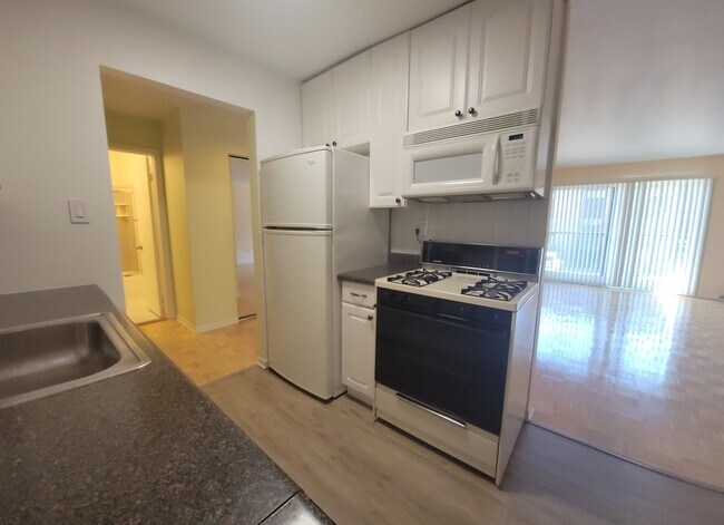 Photo - 8905 Knight Ave Unit 208