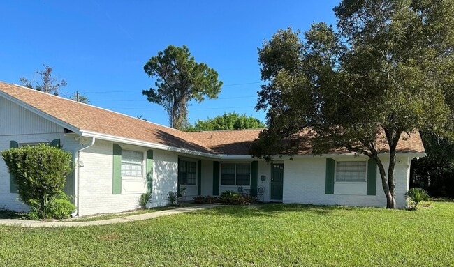 Photo - 142 Lullwater St Unit A