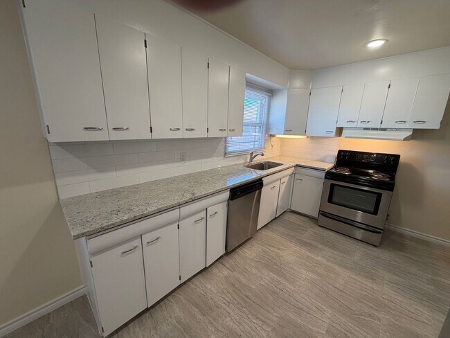 Photo - Great older home!