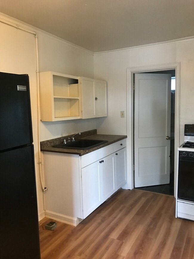 223 S 28th - 223 S 28th Apartamento Unidad 1/2