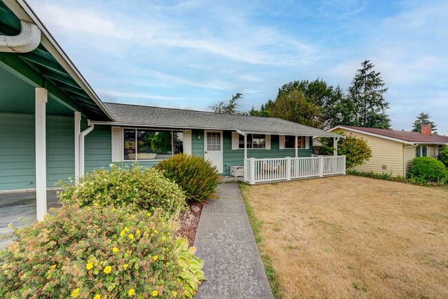 Spacious 4-Bedroom Home in Prime Renton Lo... - Spacious 4-Bedroom Home in Prime Renton Lo...