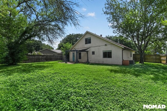 14925 Moss Glen