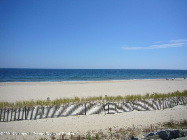 Building Photo - 1201 Ocean Ave Unit 112-112 Rental