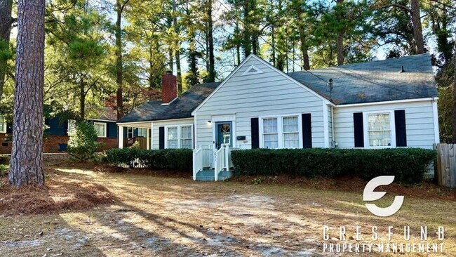 Photo - Charming 3 Bedroom 2 Bath Cottage style