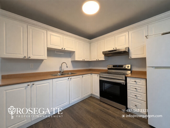 Building Photo - Pet-Friendly 2-Bedroom Basement Apartment with 2 Parking Spaces & Backyard – Barrie Unit 2