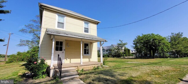 Photo - 154 Grove Ave