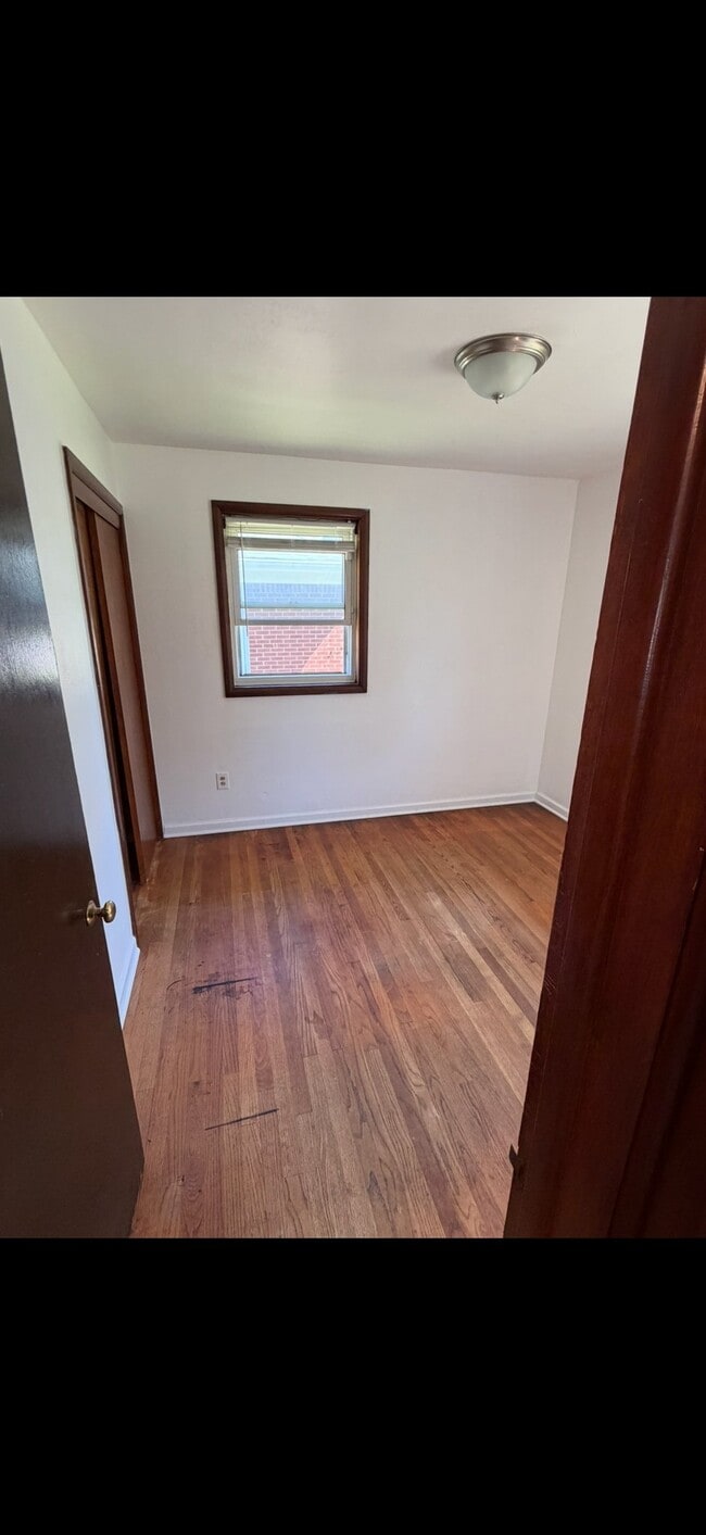 Photo - 709 Porter St