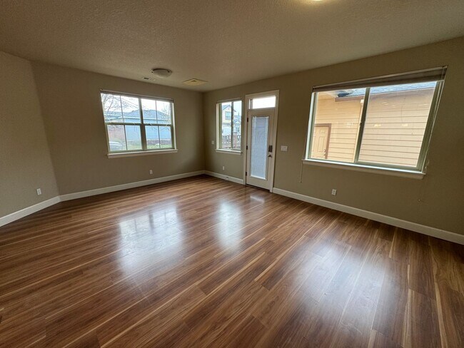 Photo - 3 bedroom plus den in Willamette Landing for $2895 per month