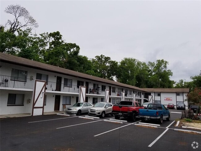 Building Photo - 1216 Kennedy Rd Unit 2 Rental