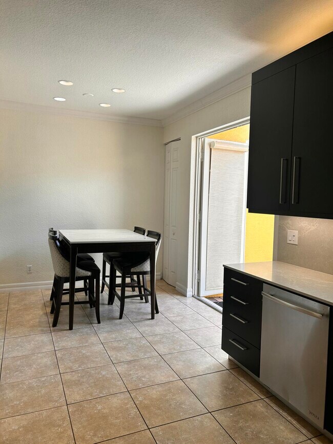 Photo - 134 Ennis Ln