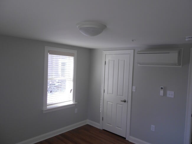 Photo - 58 Center St