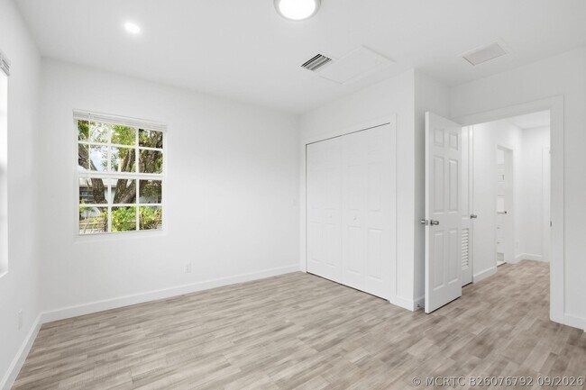 5203 N Flagler Dr