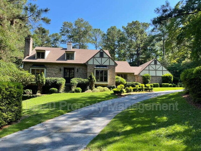 Building Photo - 1544 Glencoe Dr