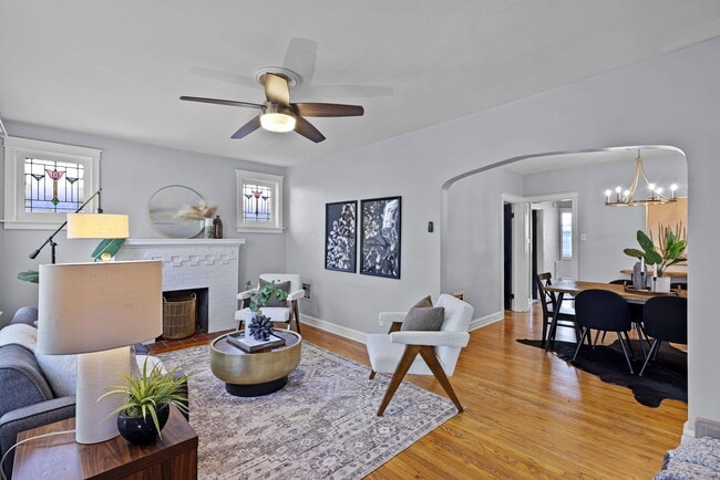 Photo - 4952 Tholozan Ave Unit 1