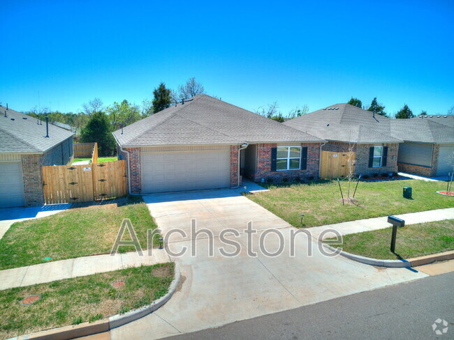 Building Photo - 1308 Dustin Dr Rental