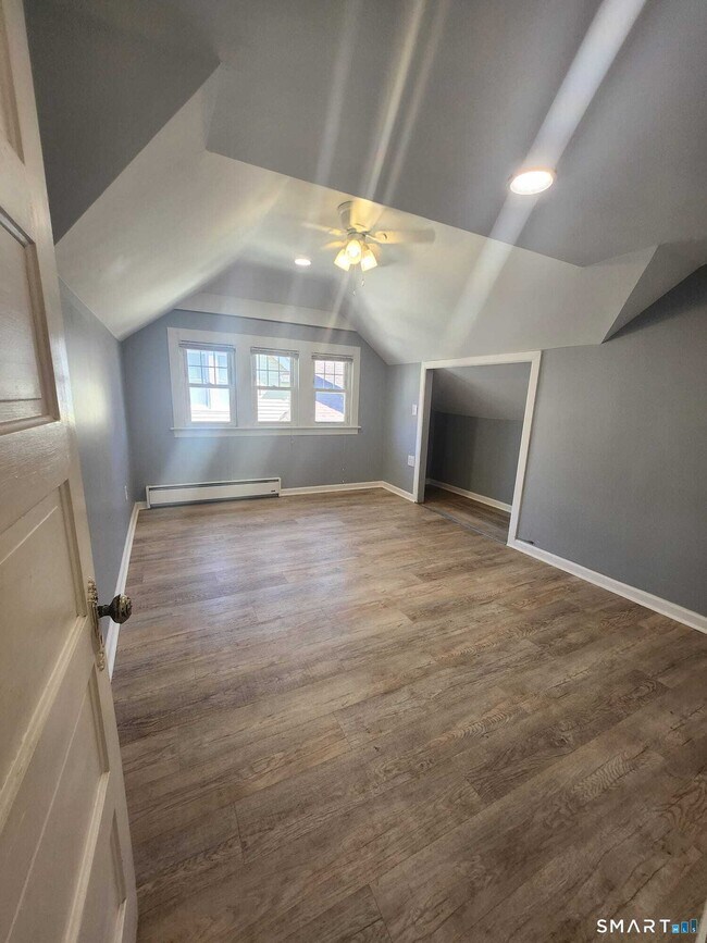 Photo - 231 Winthrop St Unit 3