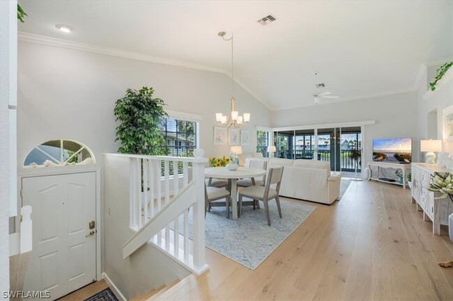 Building Photo - 13040 Castle Harbour Dr Unit T1