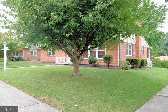 Photo - Beautiful 2 bed Rancher for Rent. Palmyra