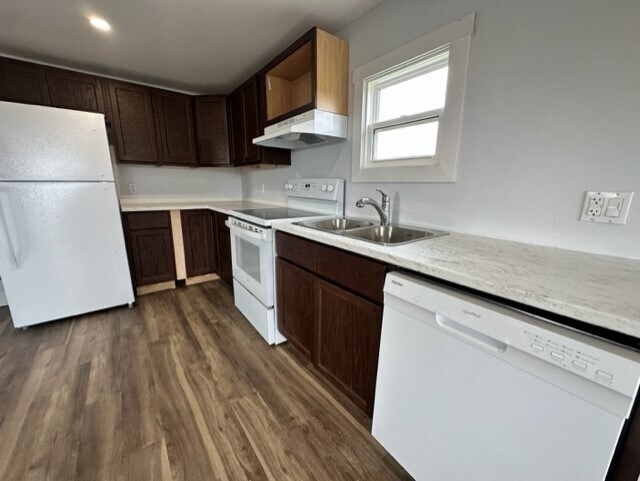 Photo - 1117 Gowan Brae Rd