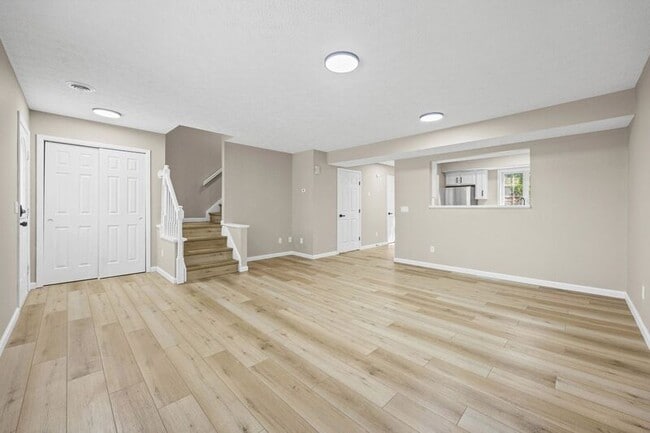 Photo - 14 Elm St Unit 61
