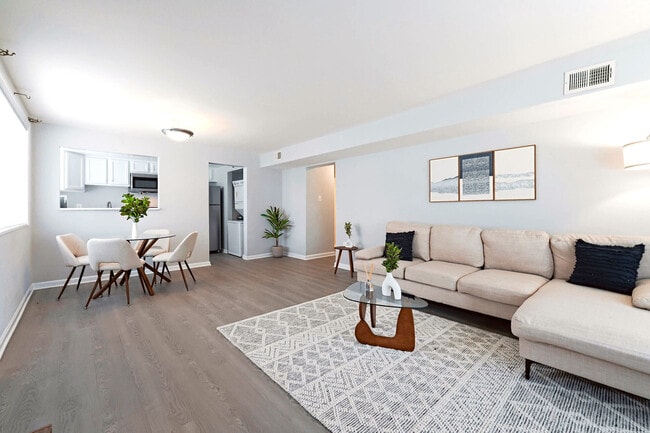 Photo - Renaissance Club