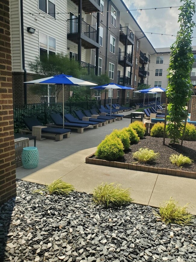 Building Photo - 5001 Olentangy River Rd Unit 144 Rental