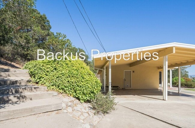 Photo - Great one-story home with the serenity of Pine Canyon