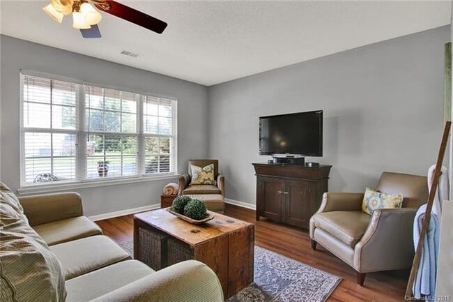 Photo - Exclusively Offered by Muse Realty, LLC