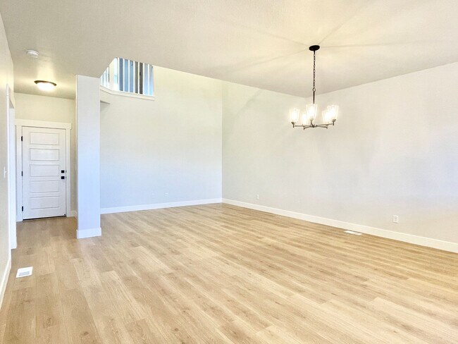 Photo - Beautiful Poolside Townhome at Mountain Ridge!