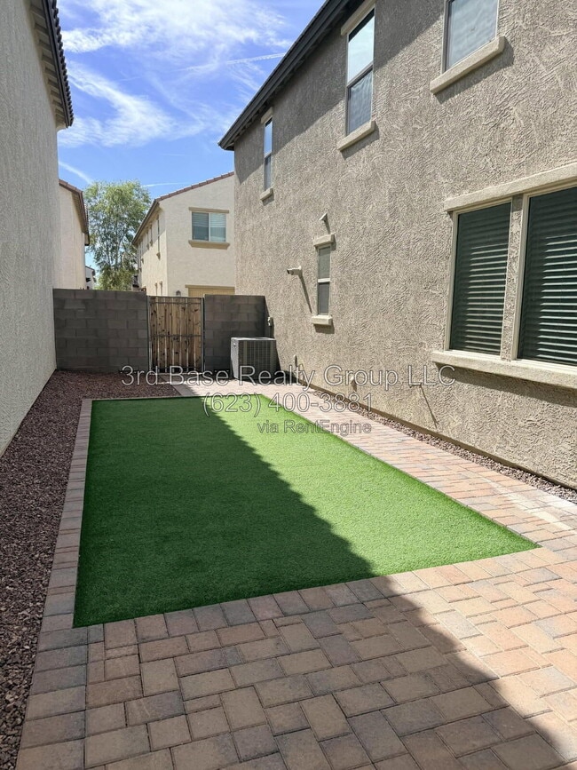 Photo - 1880 N 208th Ave