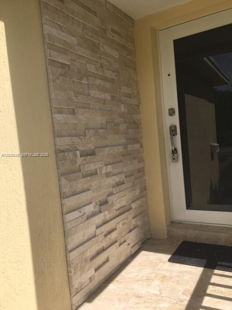 Photo - 805 NE 138th St