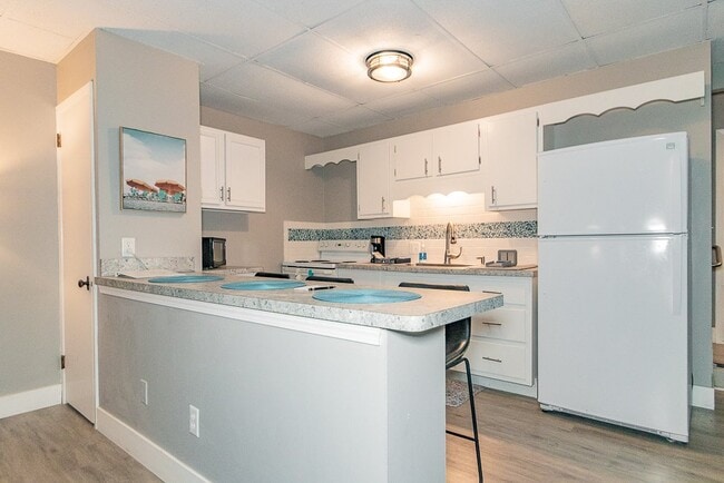 201 3rd St Unit 2