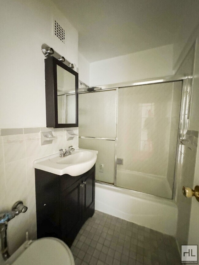 Photo - HERKIMER STREET Unit 5