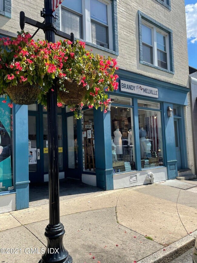 Front - 375 Greenwich Ave Unit 4