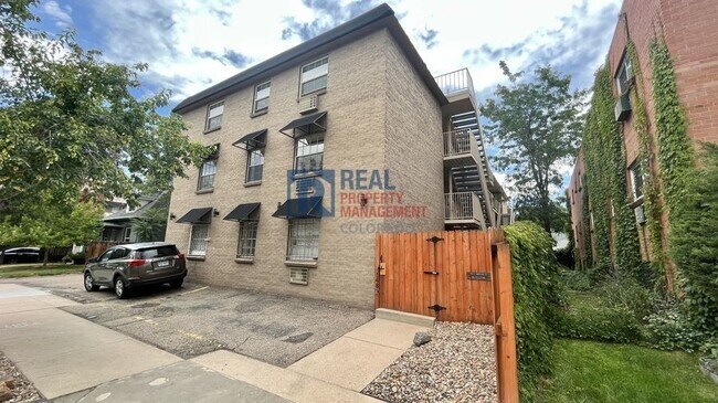 Building Photo - 148 S Emerson St Unit 201 Rental