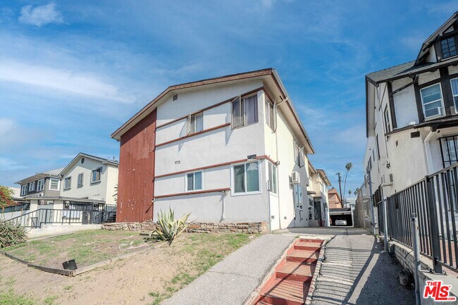 Photo - 332 S Wilton Pl Unit 1