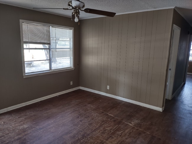 Photo - 101 Oakdale St