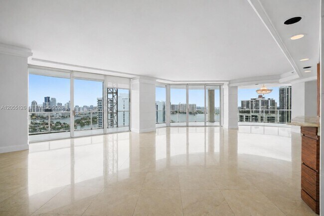 19355 Turnberry Way Unit 25GR